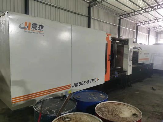 La machine en plastique Chenhsong 560ton de moulage par injection de conteneur d'urine de chapeau a employé